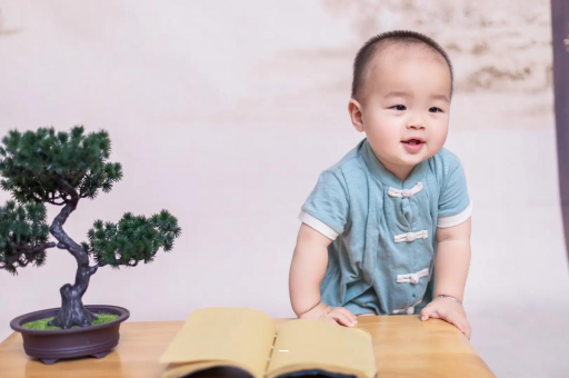 武汉供卵包生男孩怀孕初期肚子紧绷
